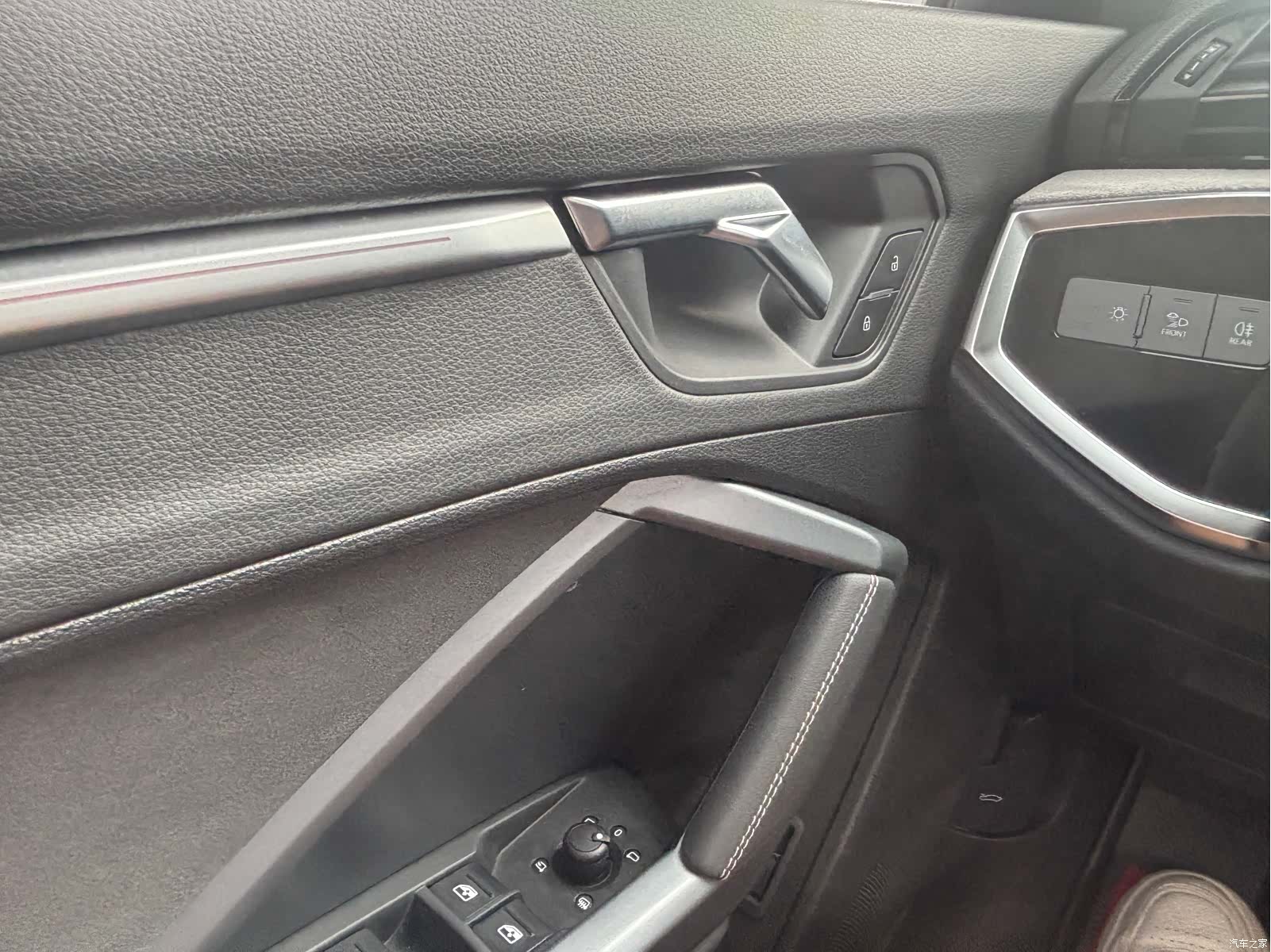 Audi Q3, 2023 7