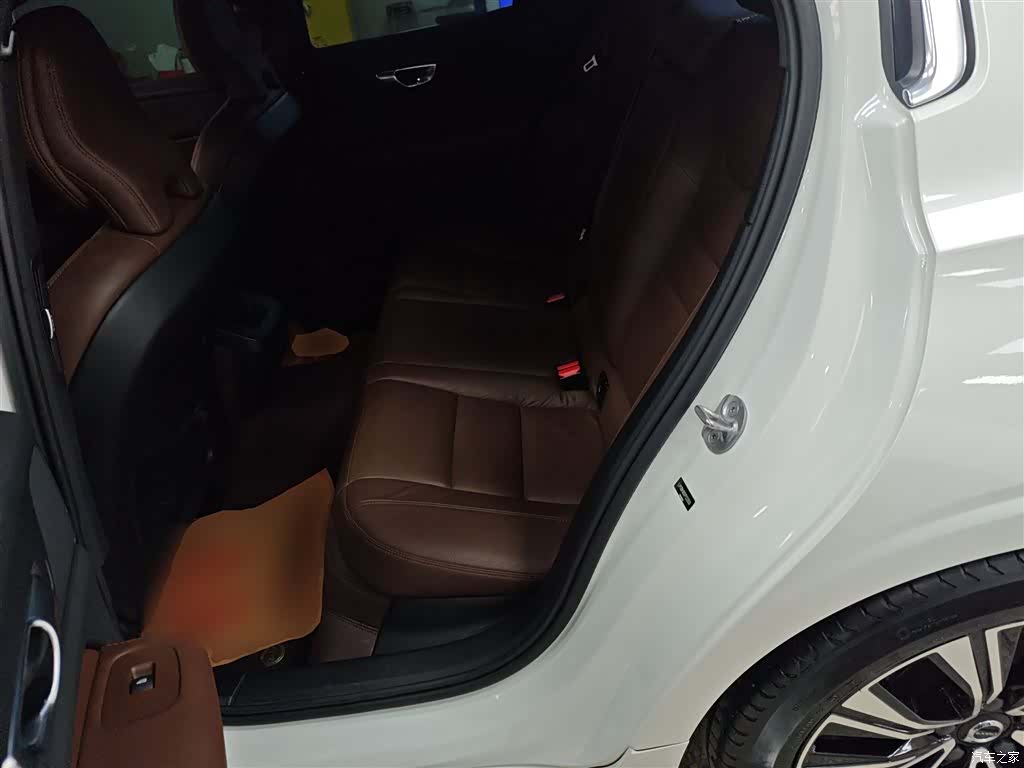 Volvo S60, 2022 17