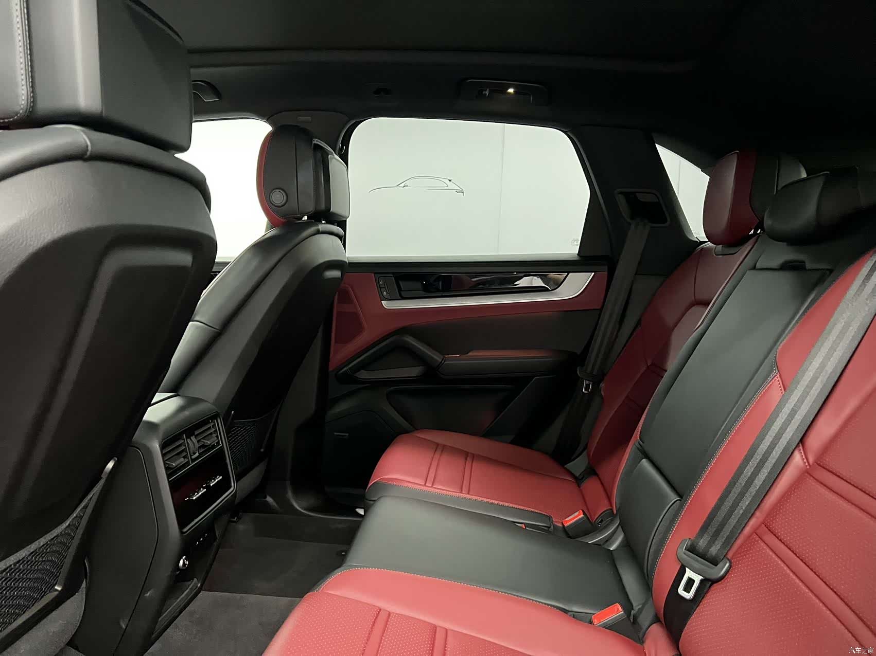 Porsche Cayenne, 2025 17