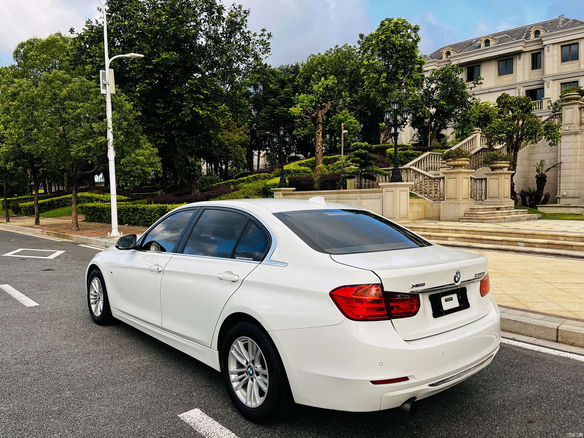 BMW 3 Series, 2013 17