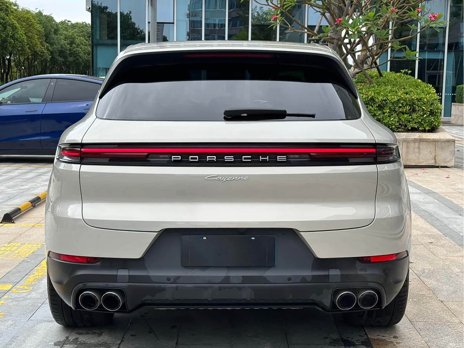 Porsche Cayenne, 2025 14