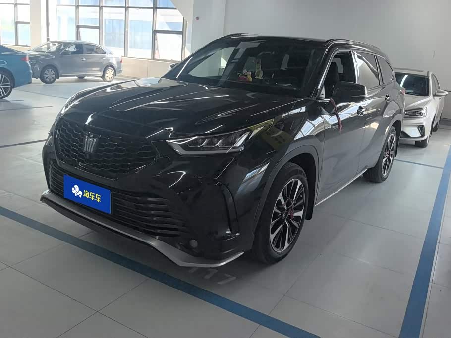 Toyota Crown Kluger
