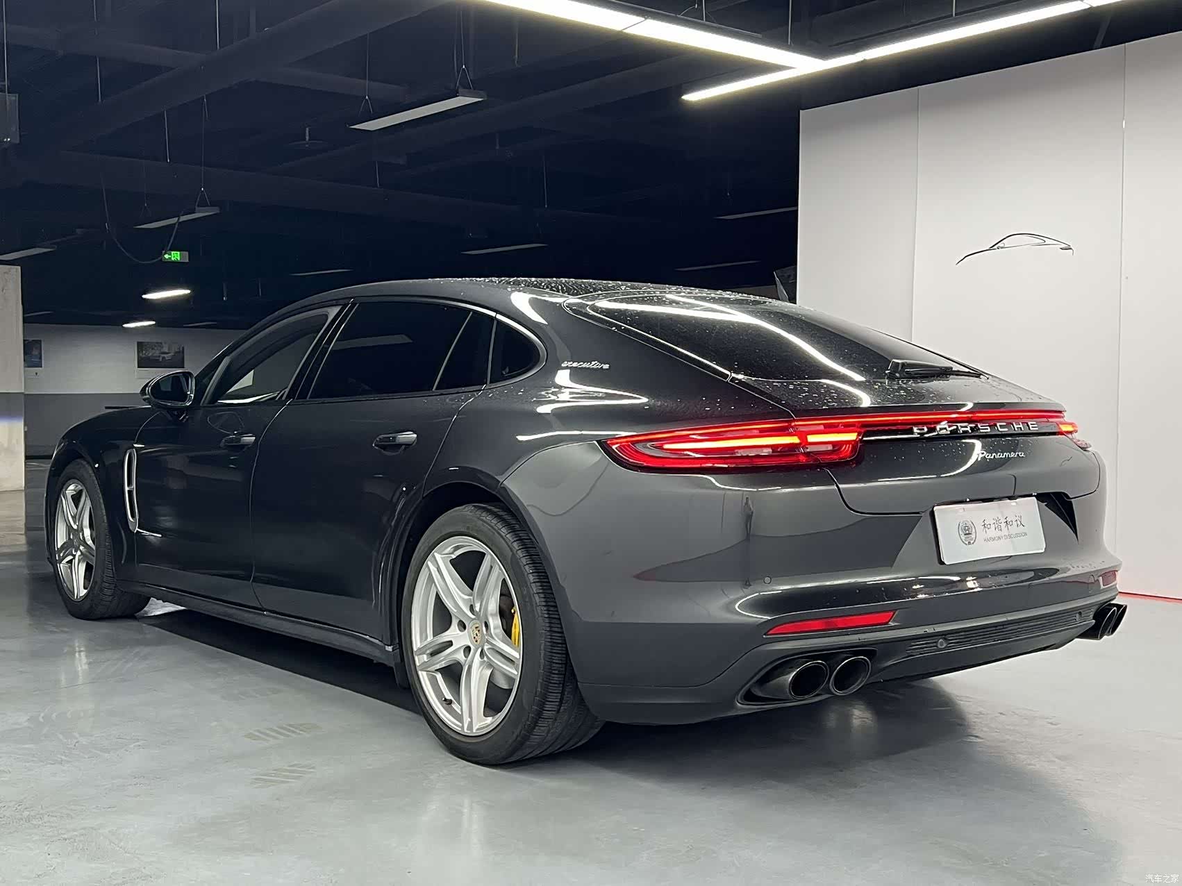 Porsche Panamera, 2018 все фото