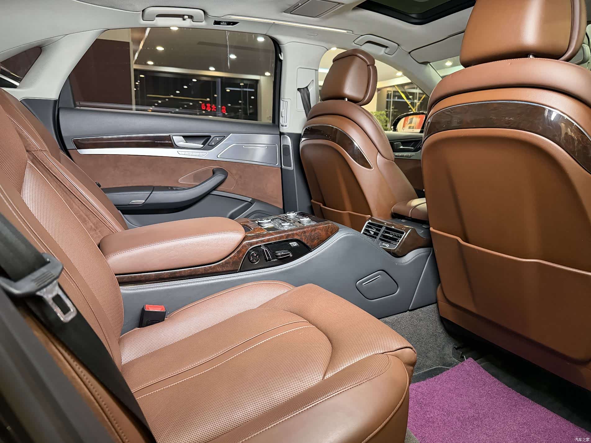 Audi A8L, 2015 11