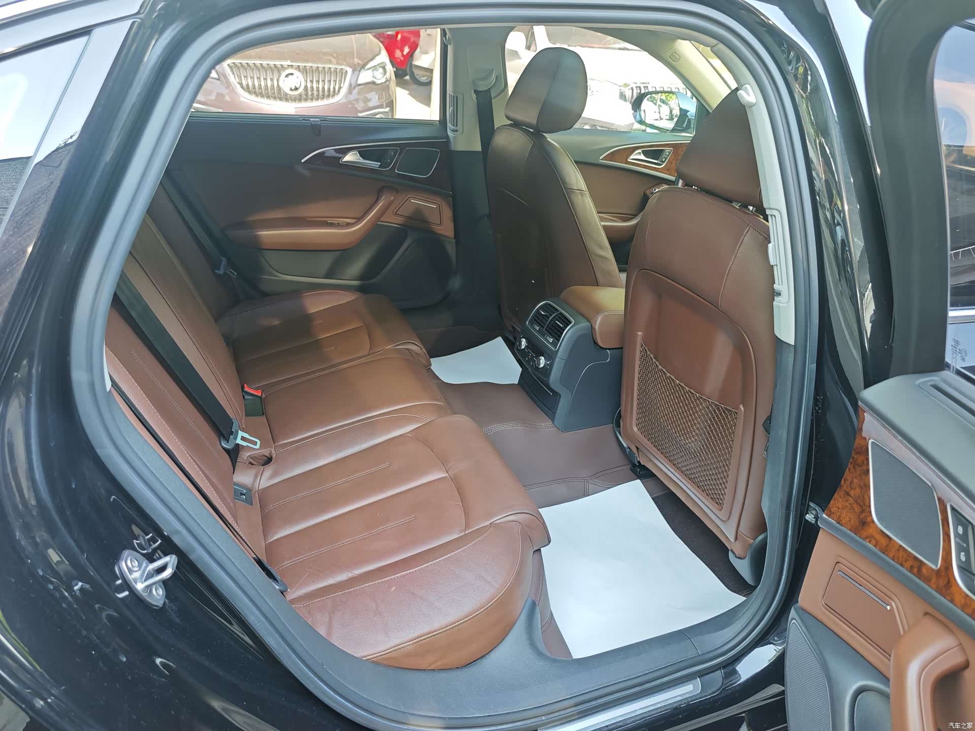 Audi A6L, 2018 8