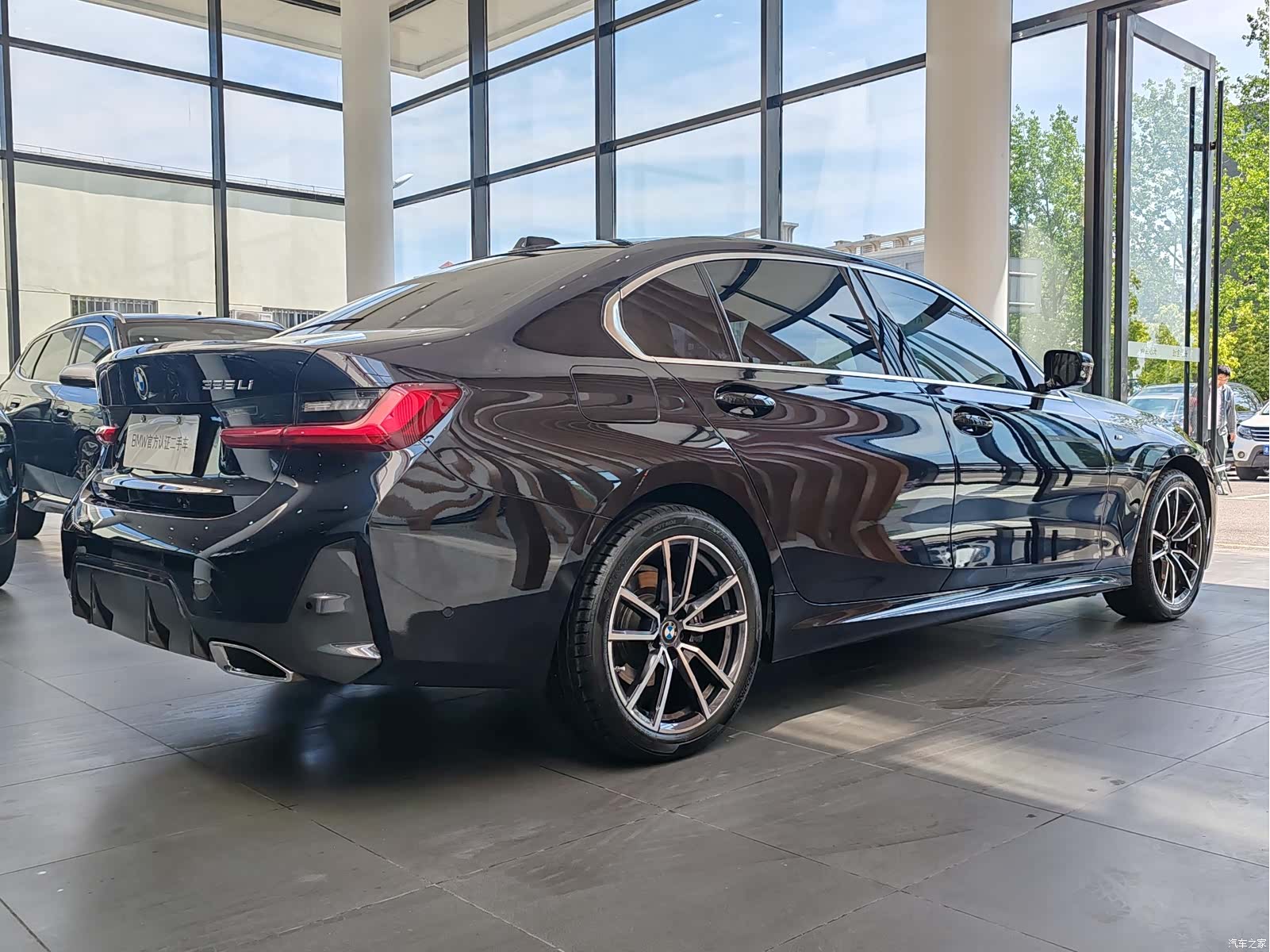 BMW 3 Series, 2024 все фото