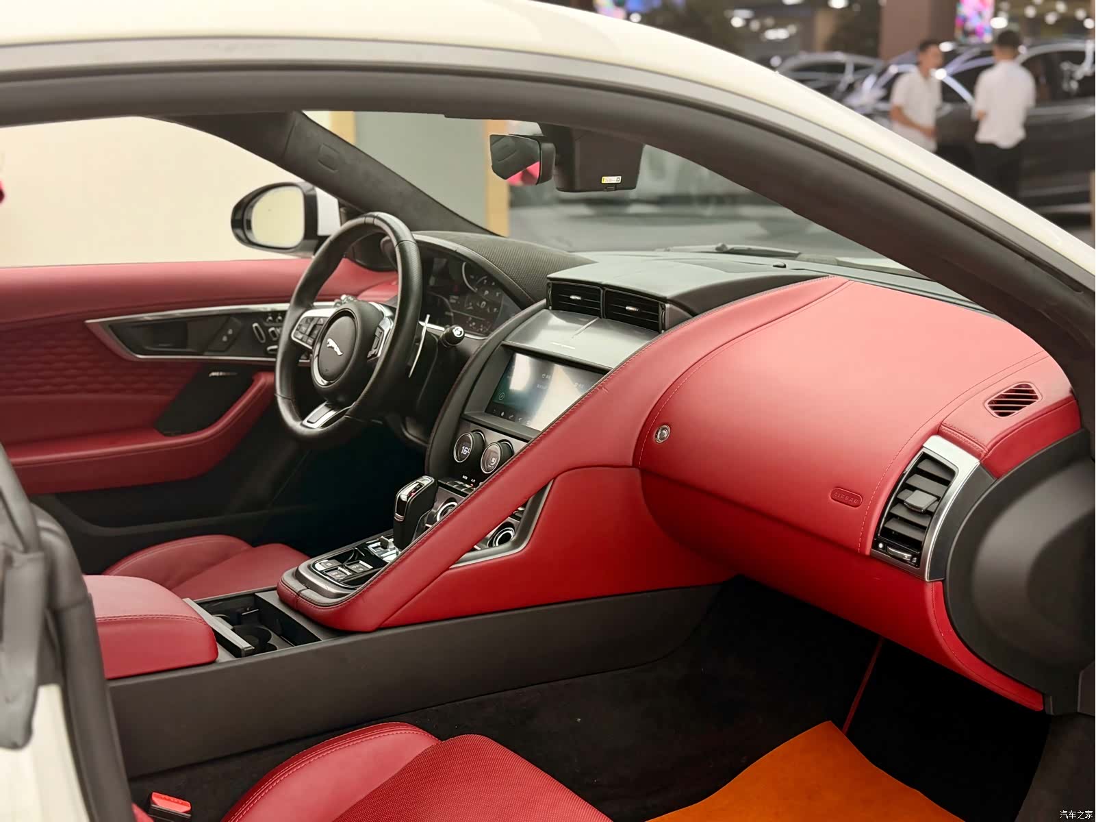 Jaguar F-TYPE, 2022 17