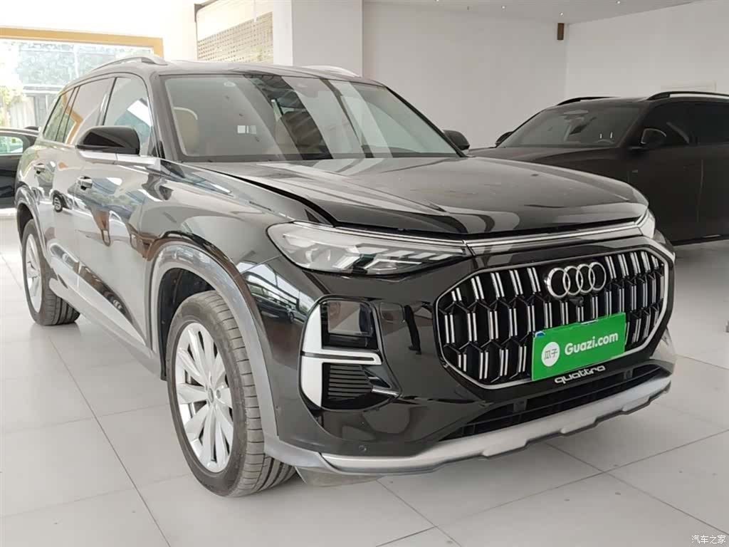 Audi Q6, 2025 4