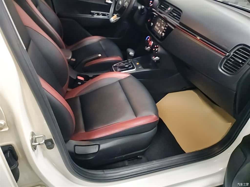 Kia KX, 2018 25