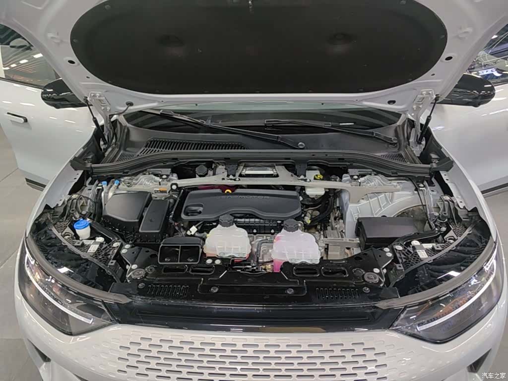 Leapmotor C11, 2025 16