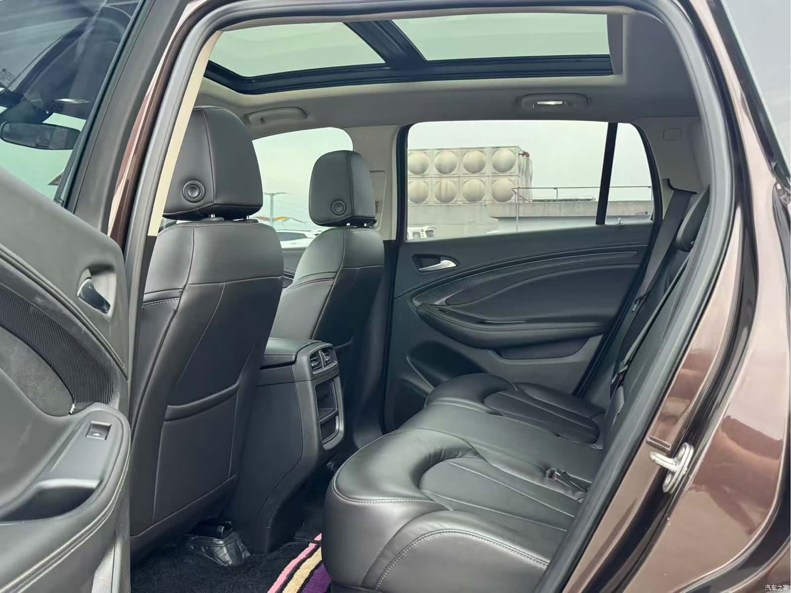 Buick Envision Plus, 2020 все фото