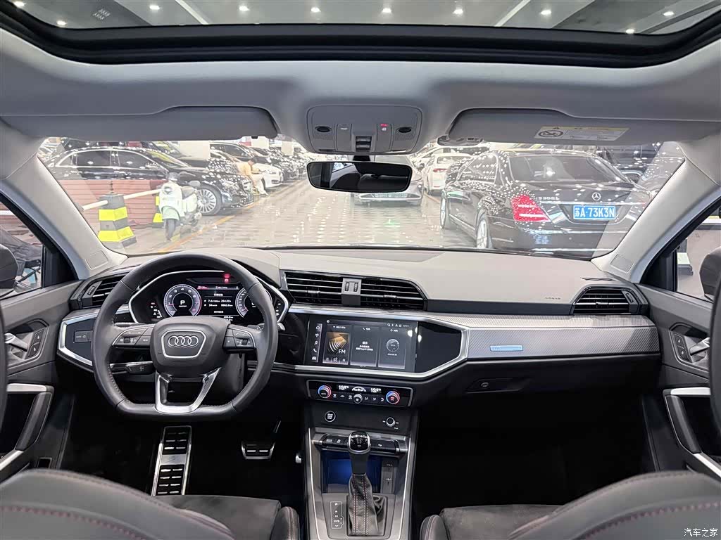 Audi Q3, 2022 24