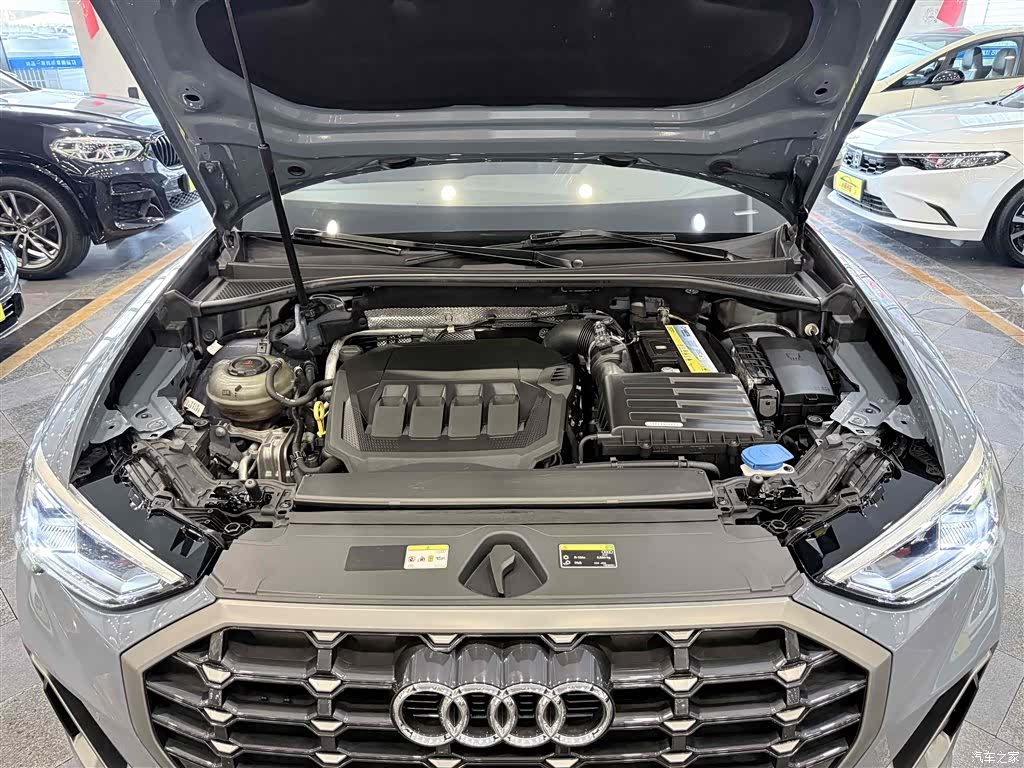 Audi Q3, 2022 26