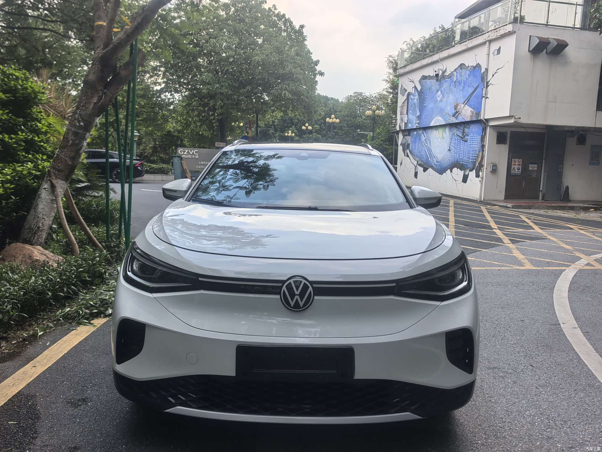 Volkswagen ID.4, 2023 3