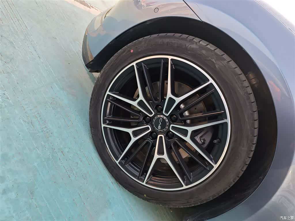 BYD Seal, 2025 23