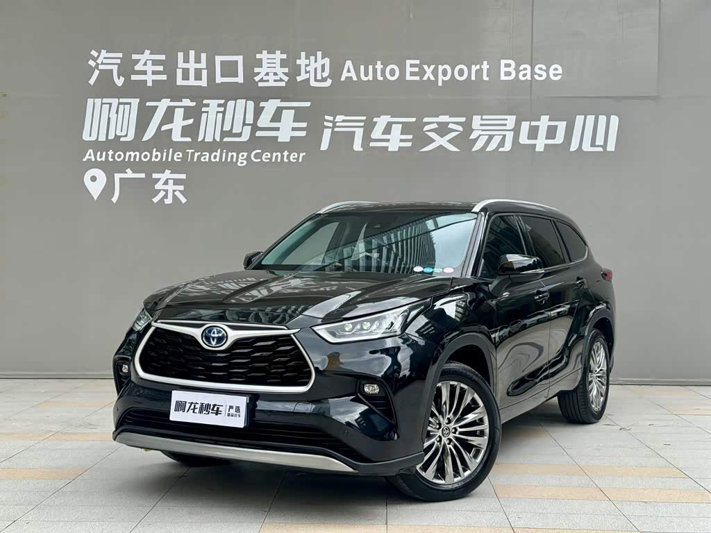 Toyota Highlander 2023 2.5L Luxury 7 мест