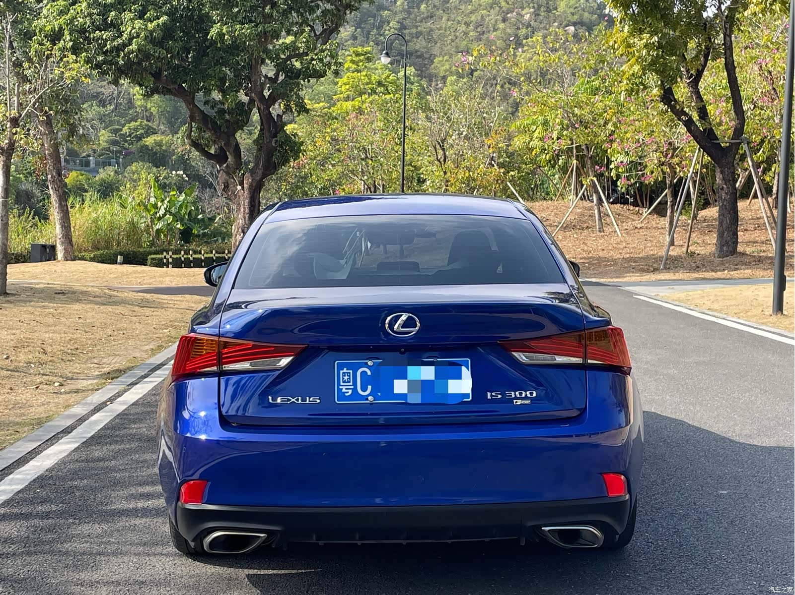 Lexus IS, 2017 8