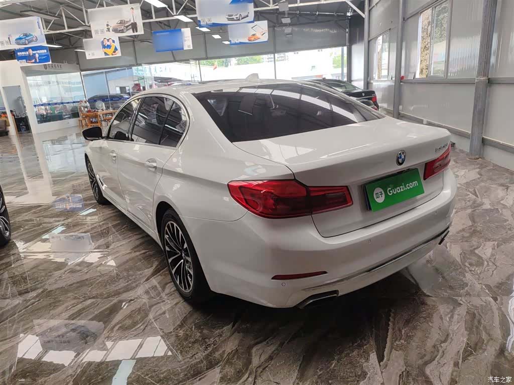 BMW 5 Series, 2019 все фото