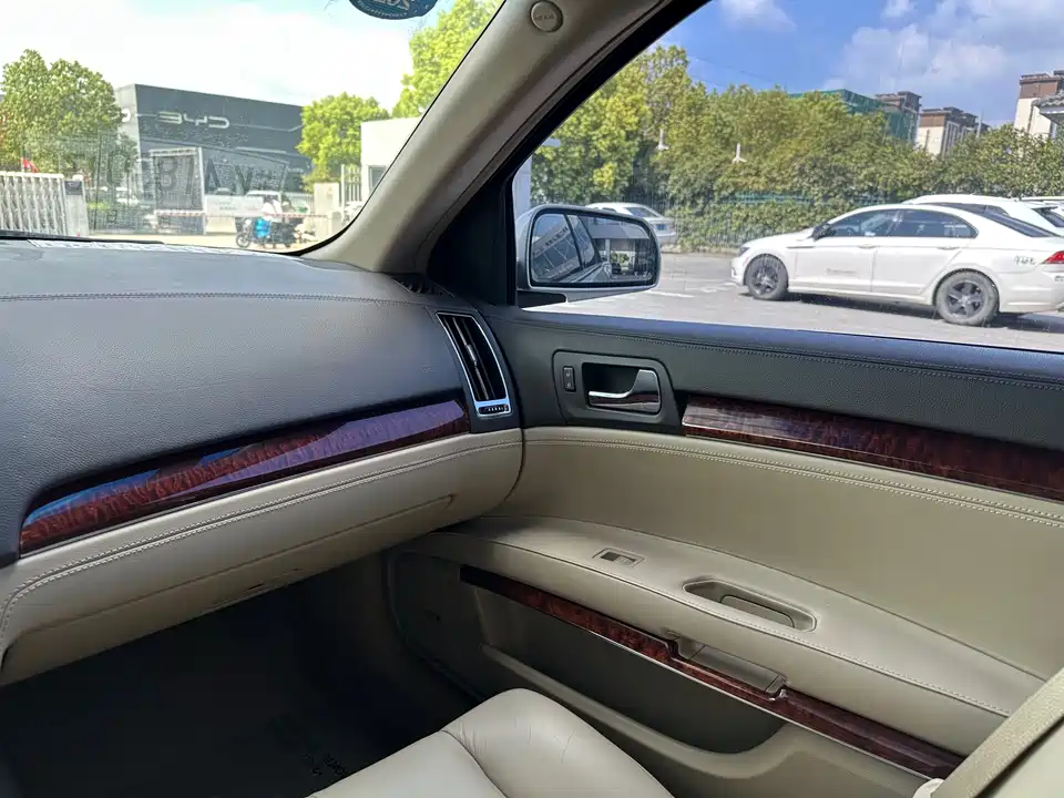 Cadillac SLS Saiwei