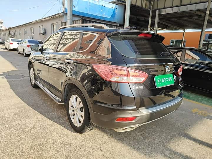 Aeolus AX7 2015 2.0L МКПП zhi yi xing