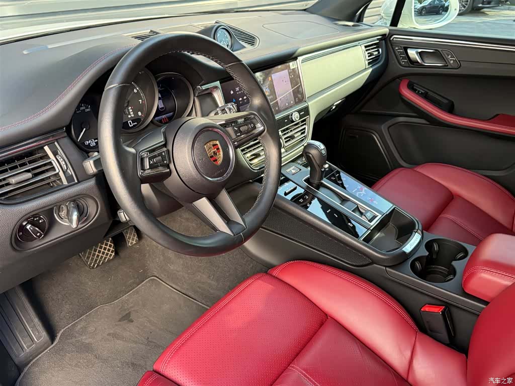 Porsche Macan, 2024 13