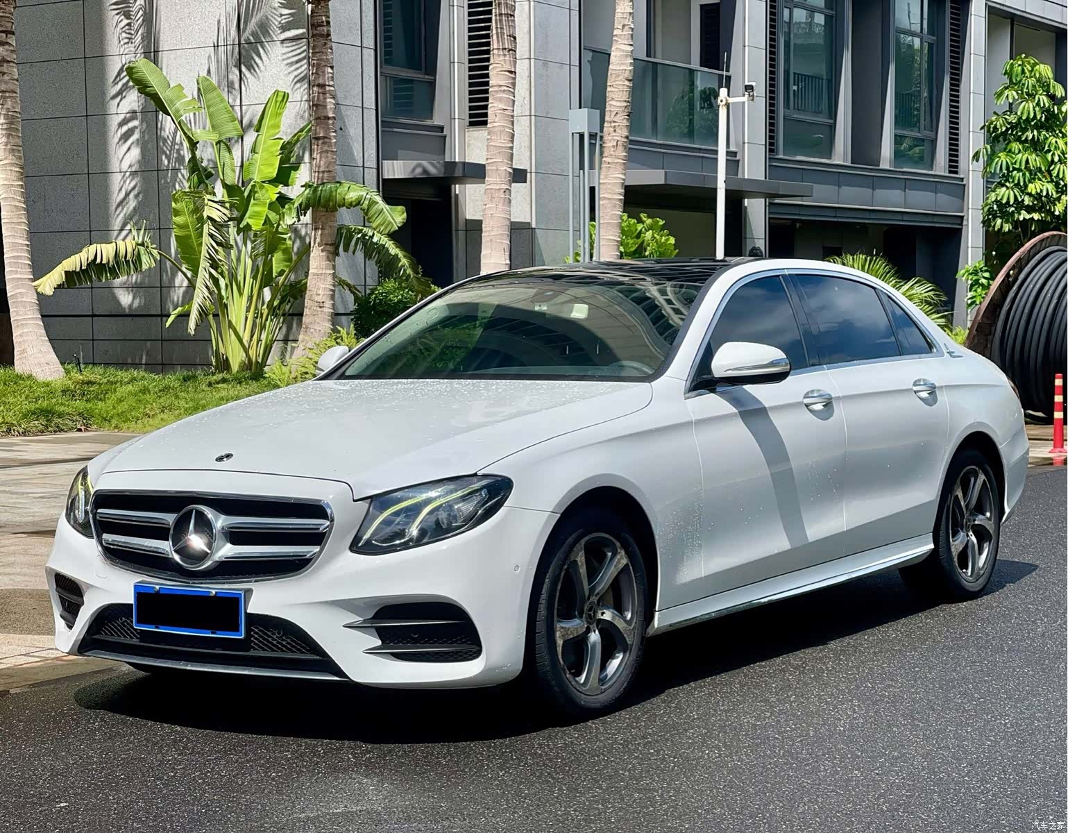 Mercedes-Benz E-Class, 2018 1