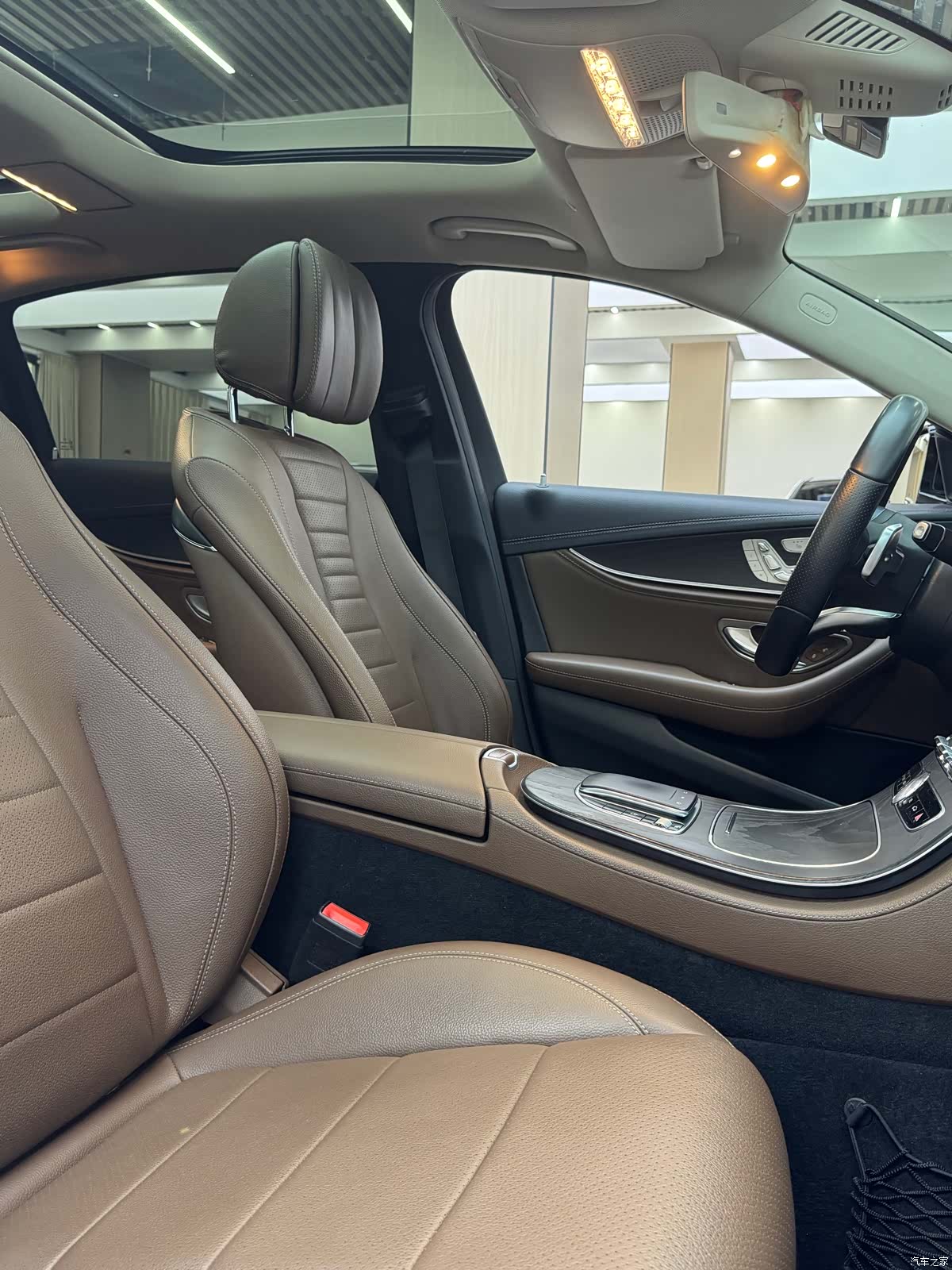 Mercedes-Benz E-Class, 2019 8