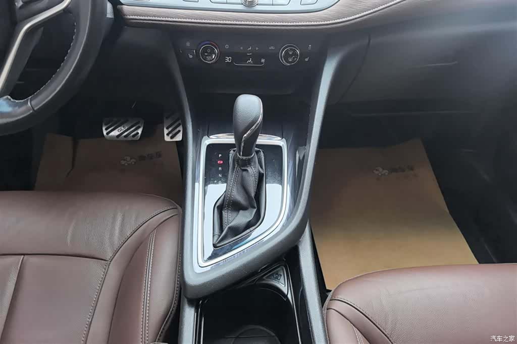Buick GL6, 2018 16