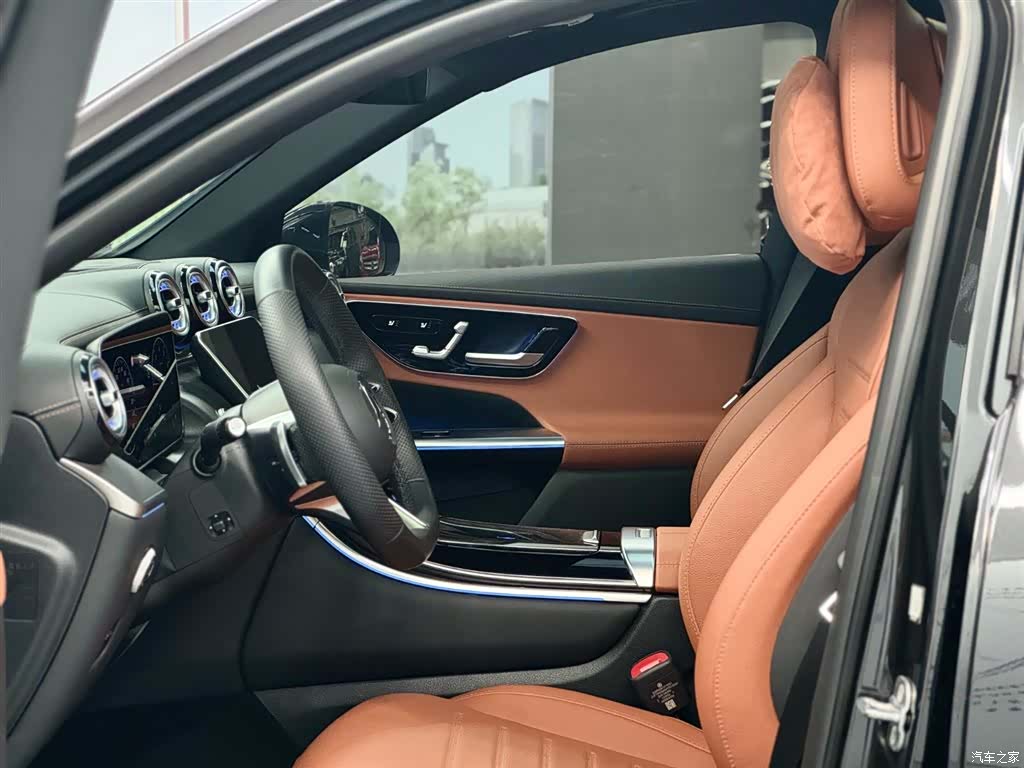 Mercedes-Benz GLC, 2024 6