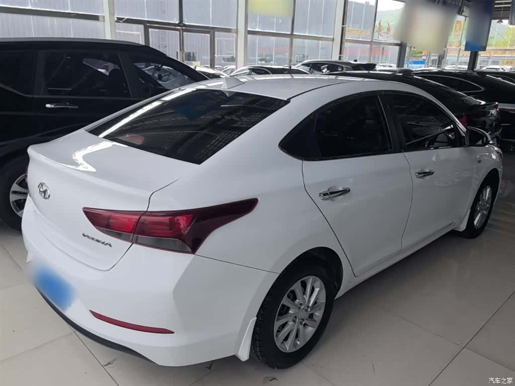 Hyundai GLS, 2017 7