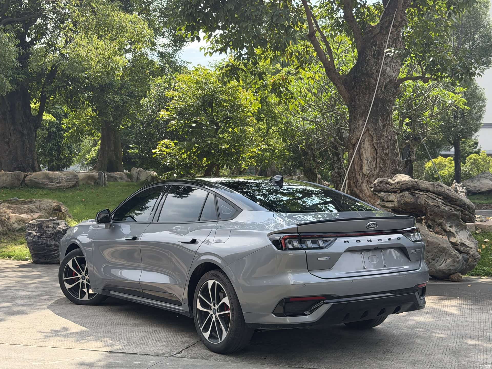 Ford Mondeo, 2022 9