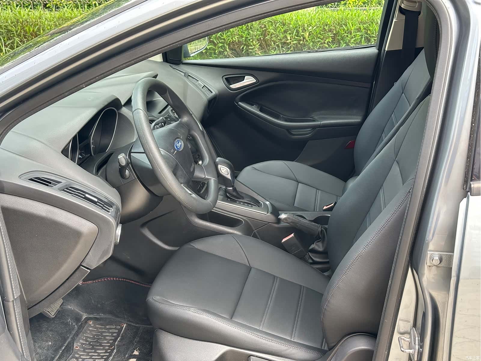Ford Focus, 2012 4