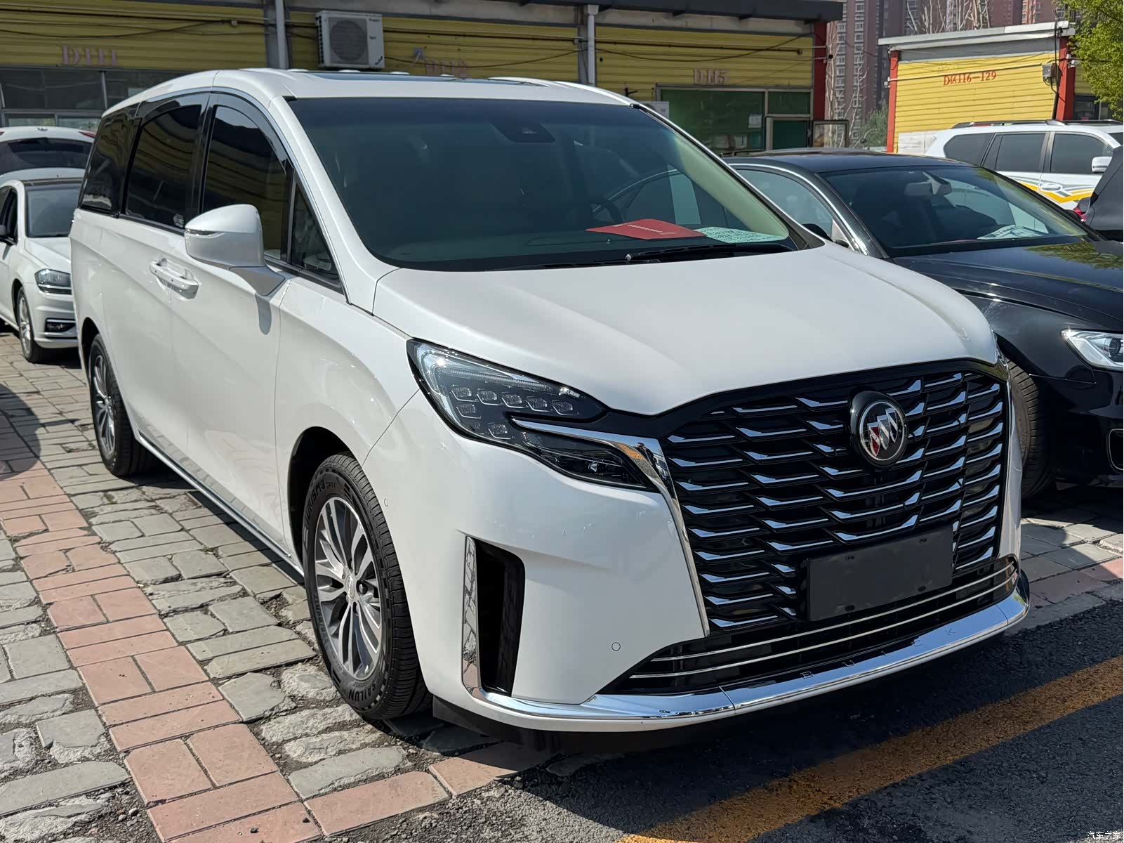 Buick GL8, 2023 2