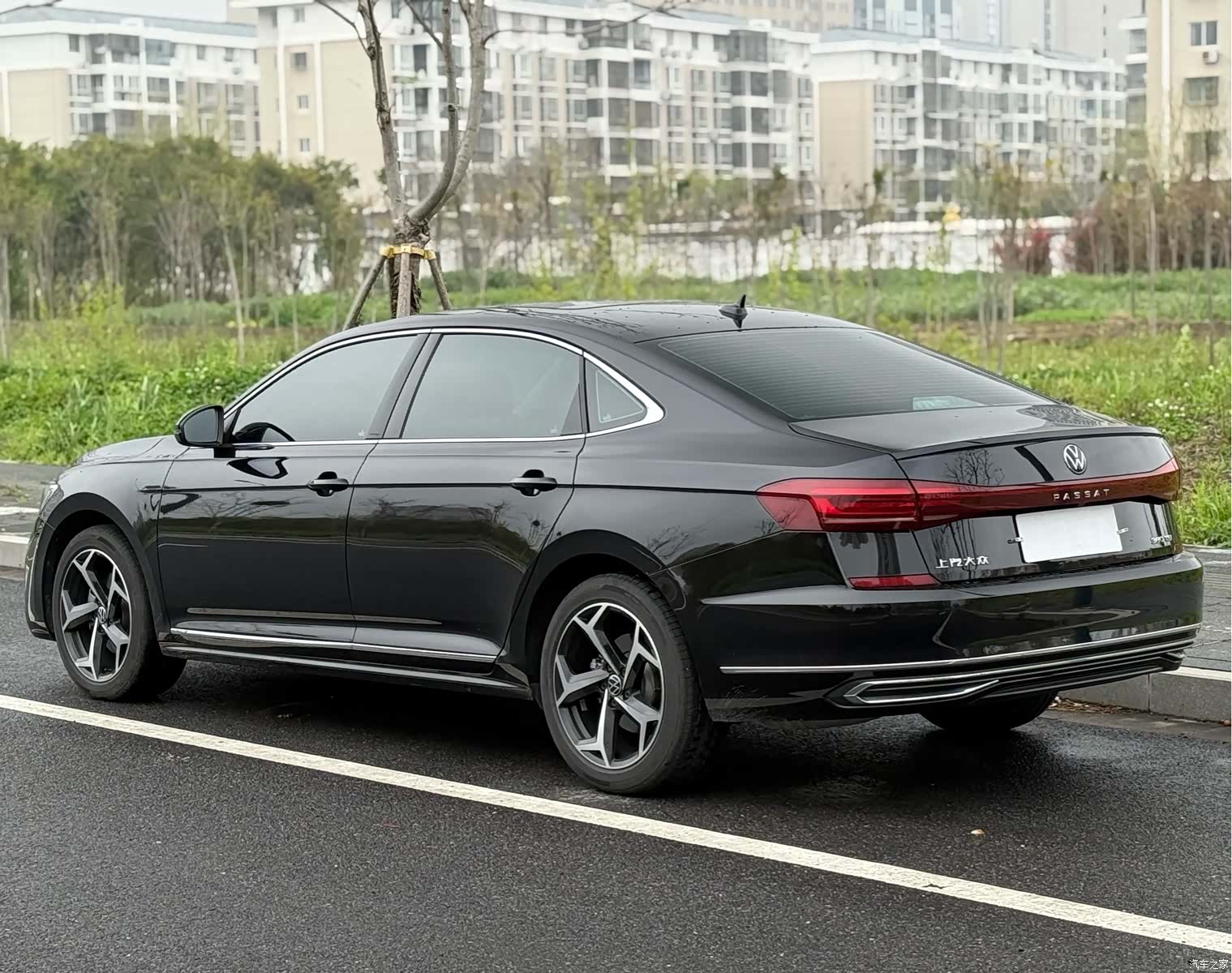 Volkswagen Passat, 2025 14
