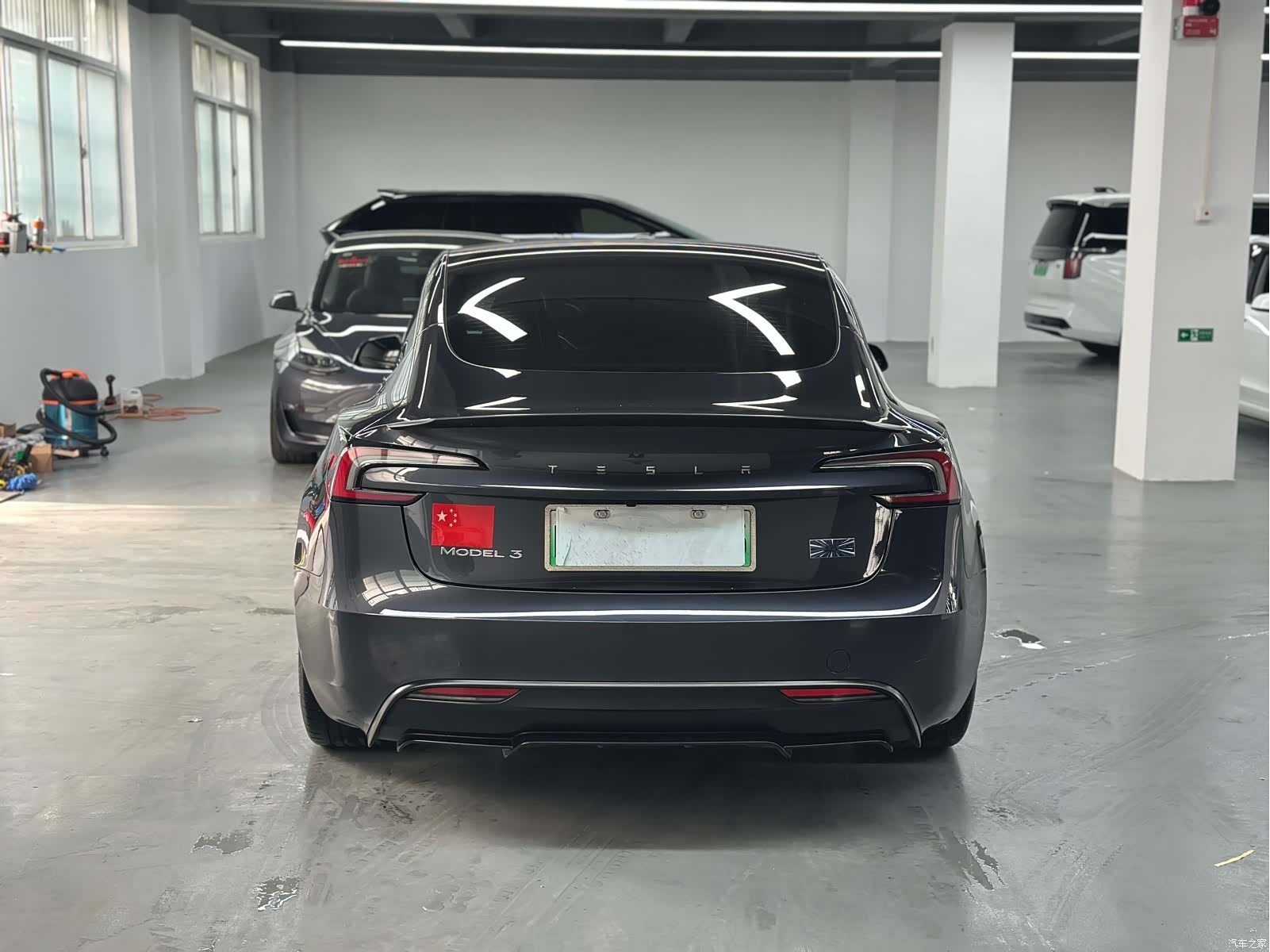 Tesla Model 3, 2024 9