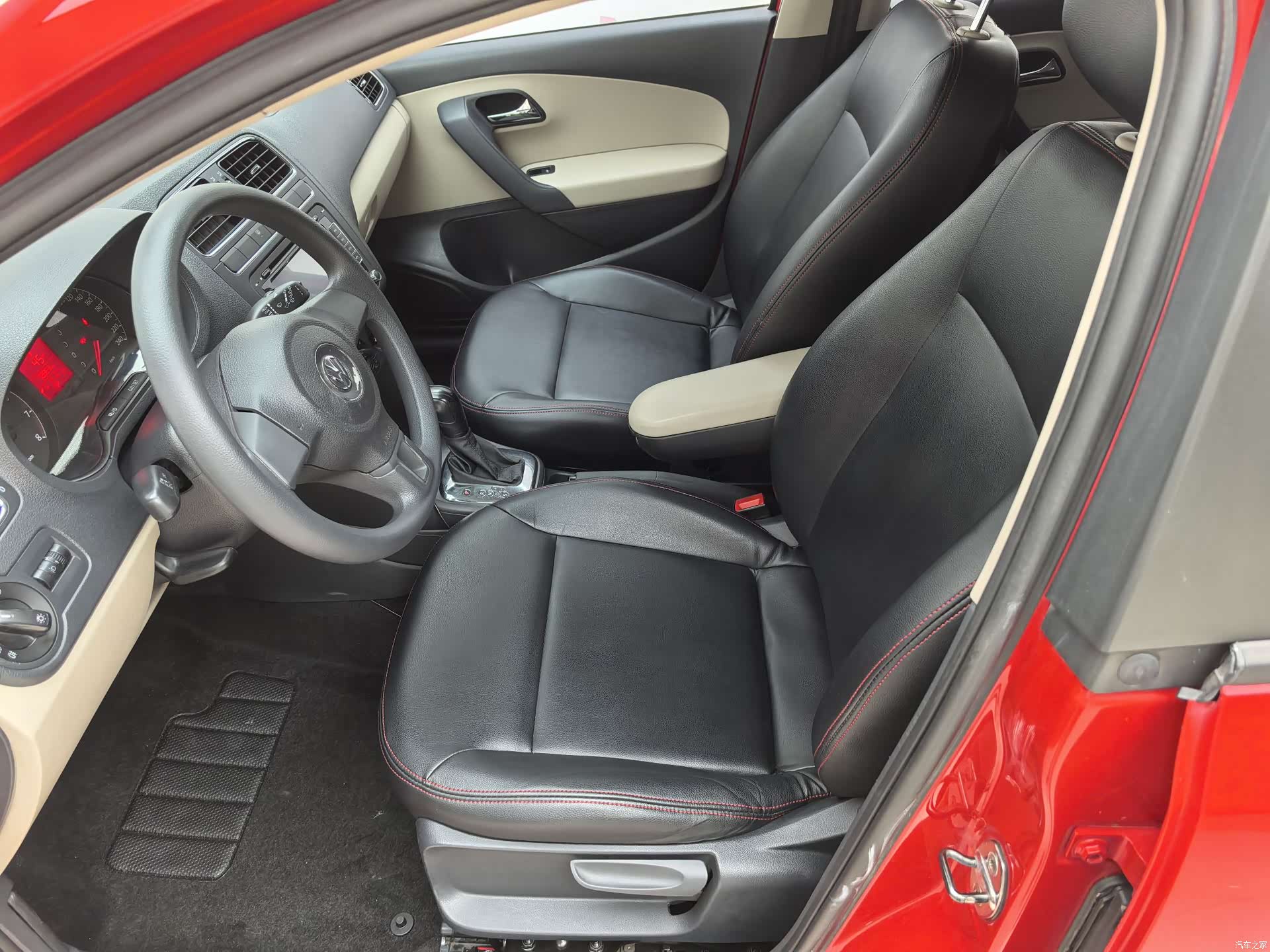 Volkswagen Polo, 2014 8