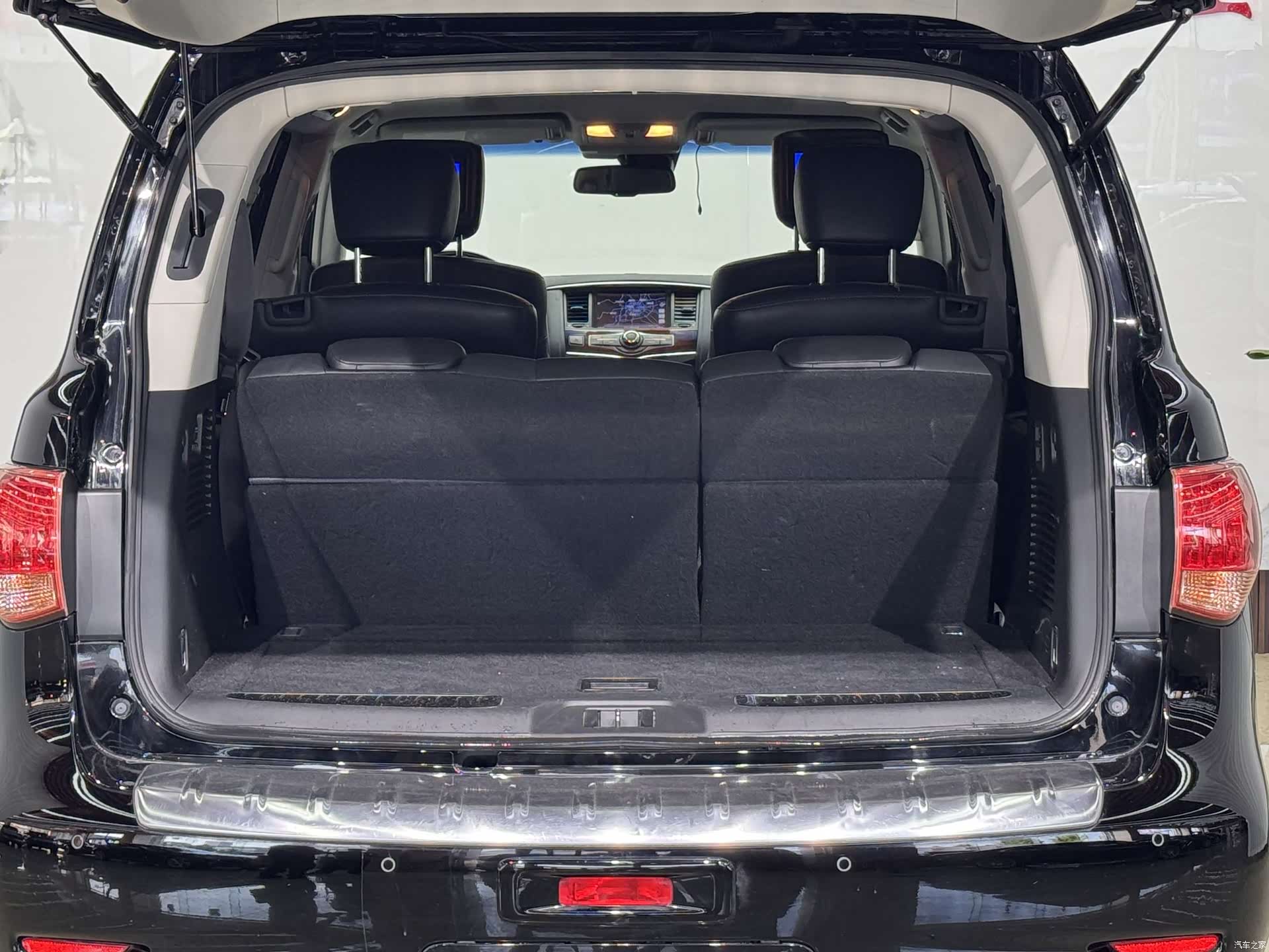 Infiniti QX80, 2018 22