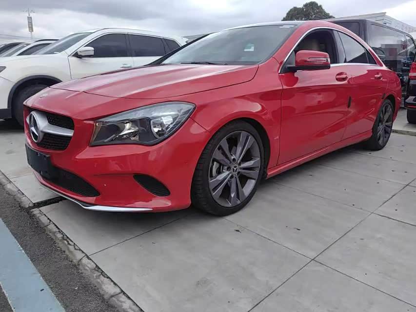 Mercedes-Benz CLA