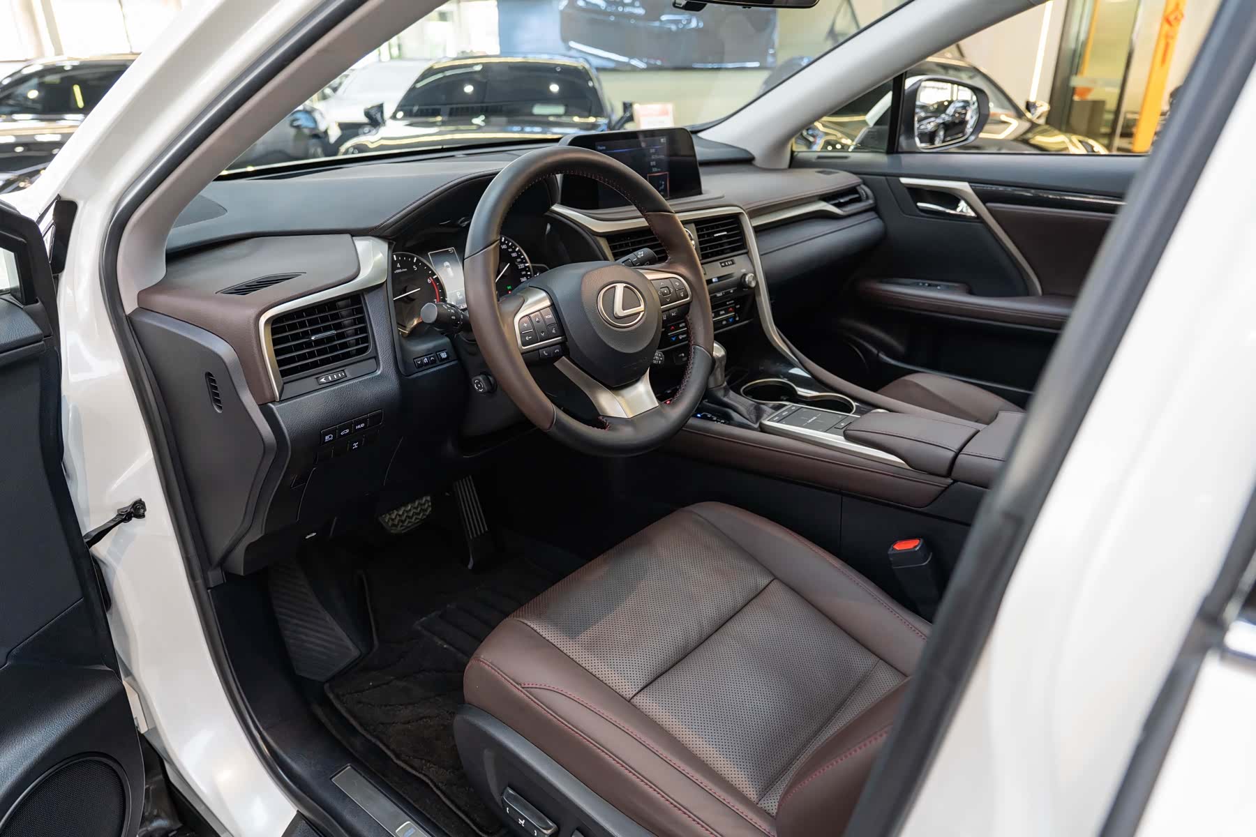 Lexus RX, 2021 9
