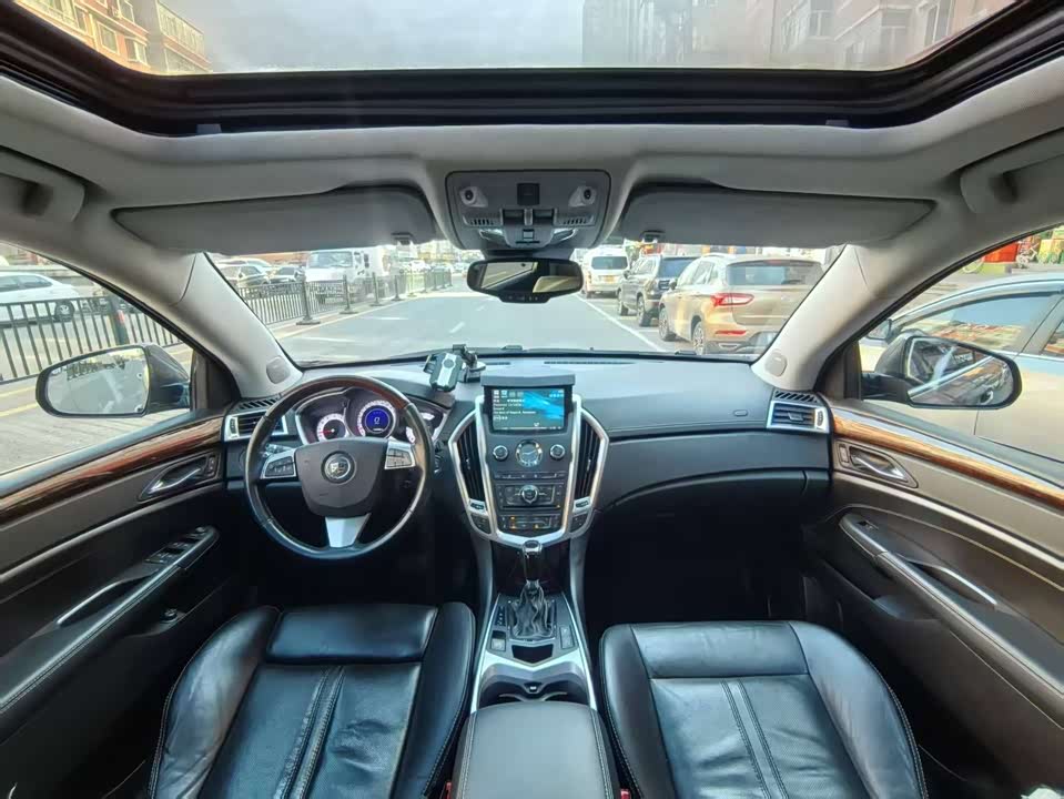 Cadillac SRX