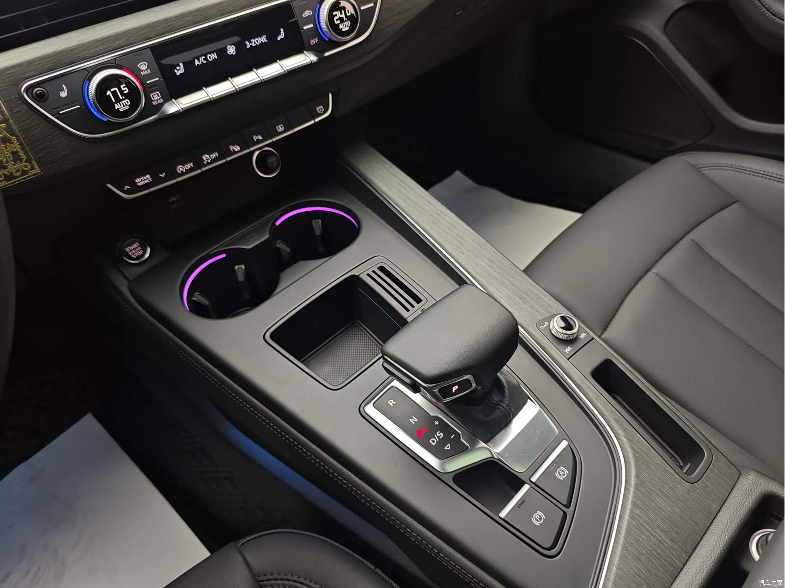 Audi A4L, 2022 24