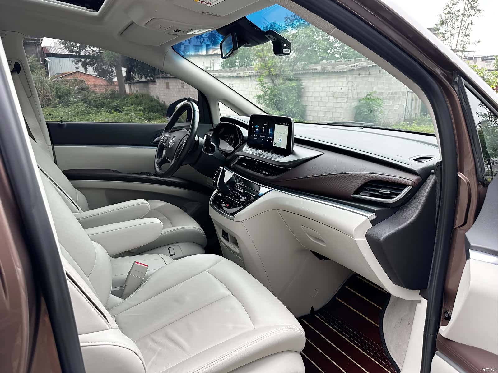 Buick GL8, 2020 7