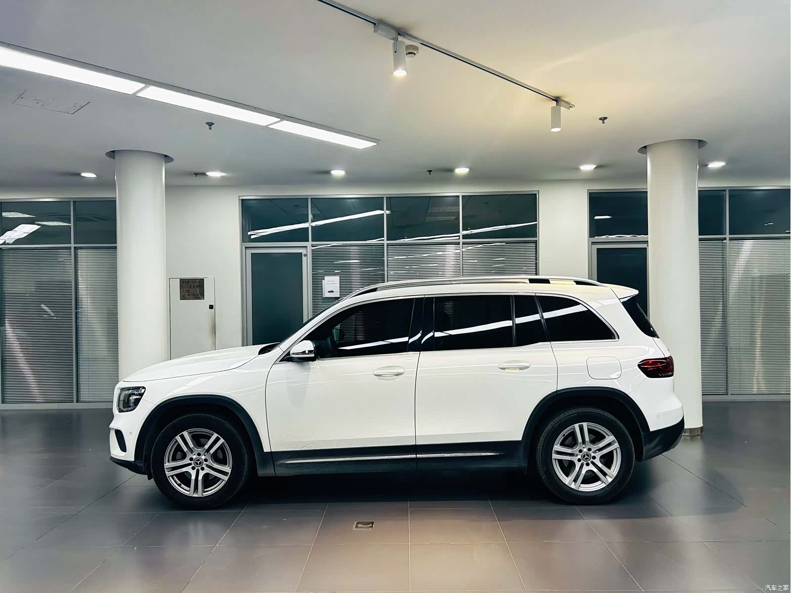 Mercedes-Benz GLB, 2022 7