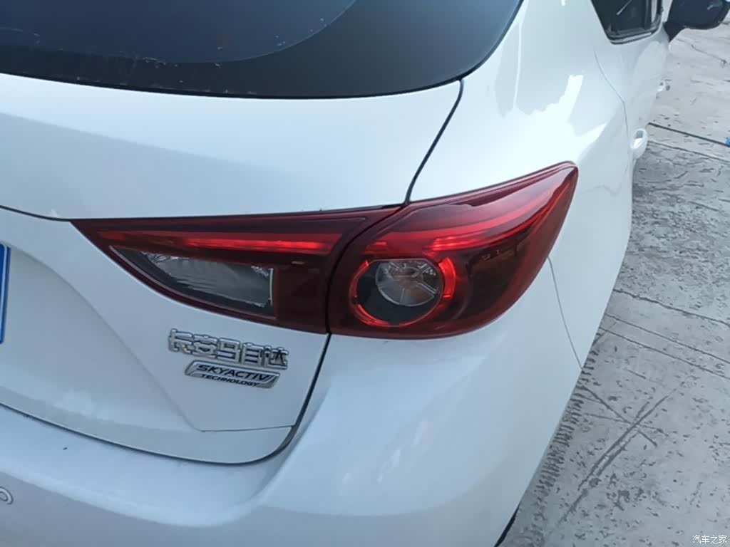 Mazda Mazda3, 2018 8