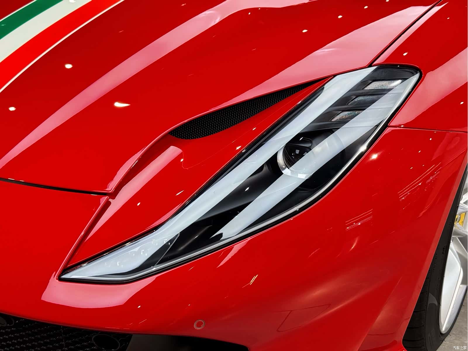 Ferrari 812, 2024 27