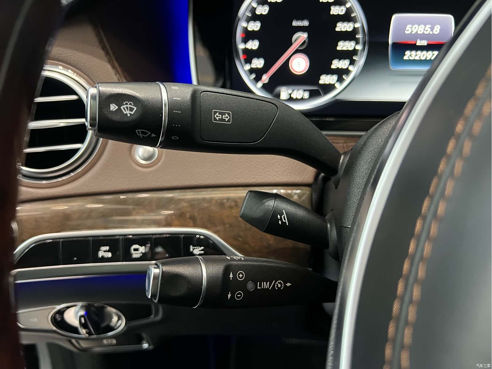 Mercedes-Benz S-Class, 2017 33