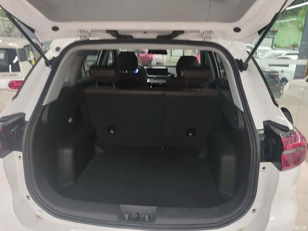 Chery Tiggo 7, 2025 19