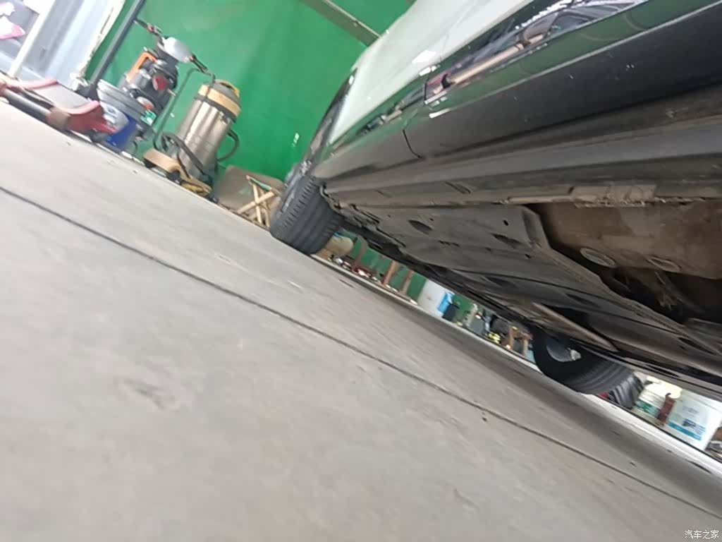 Audi Q2L, 2019 21