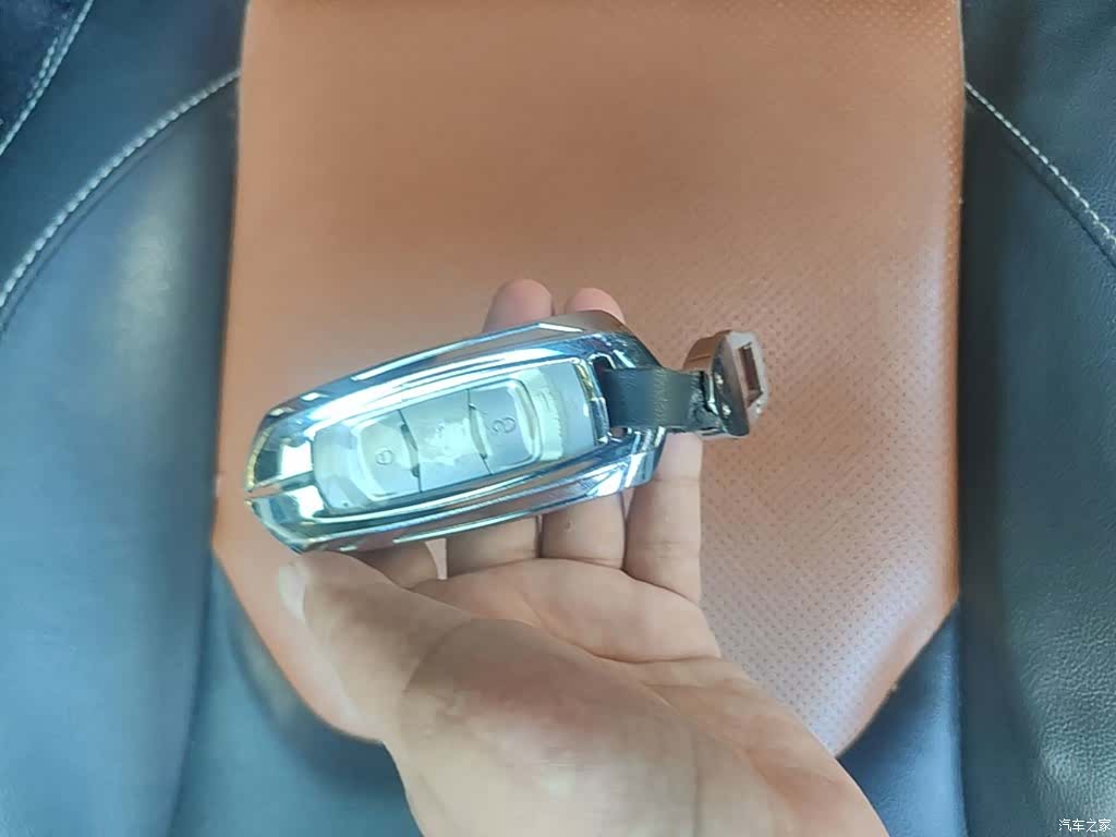 Geely Emgrand, 2016 9