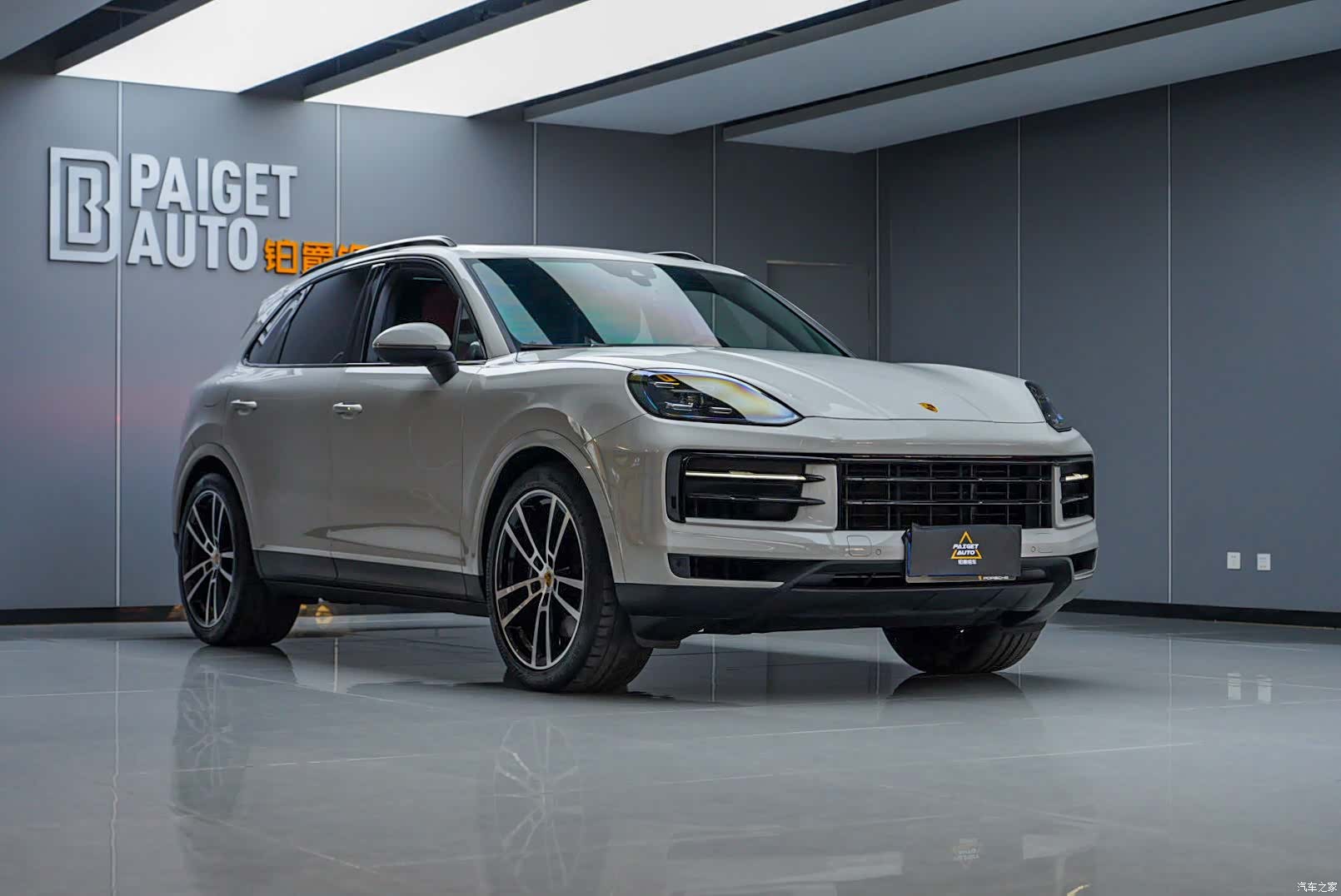 Porsche Cayenne, 2024 3
